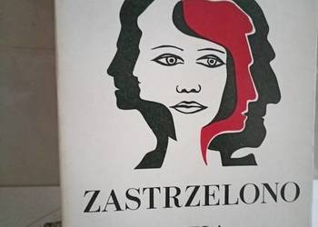 Proza duńska Winę książki Zastrzelono lwa antykwariat Praga