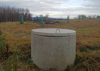 Szukanie wody pod studnie kopane i głębinowe. Różdżkarz