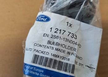 1217733/2S61-13N004-AD Listwa lampy tył - Fiesta Mk5