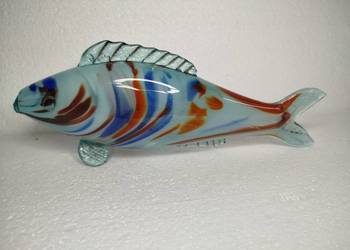 Szklana Rybka PRL uszkodzona