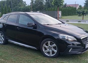 Volvo cross country v40