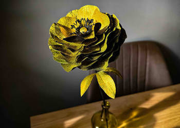 Kwiatek czarno-złoty (rozmiar M)