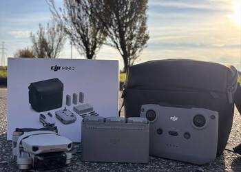 Dron DJI mini 2 fly more combo - jak nowy Dron DJI mini 2 fly more combo - jak nowy