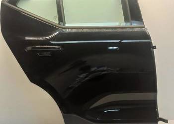 VOLVO XC40 DRZWI PRAWY TYŁ 2023 717
