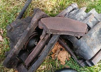 Rover 25 zaciski hamulcowe komplet