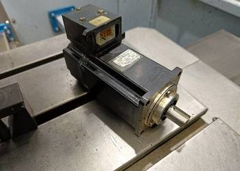 Silniki servo yaskawa SGM-08V3B4 SGM-04V3B4