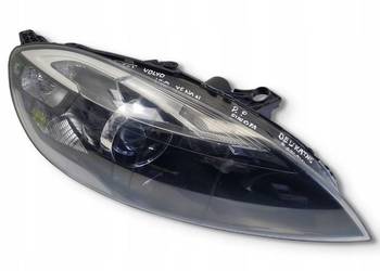 LAMPA PRAWA Volvo V40 II prawy przód przednia 2012-2016 XENON 31283333