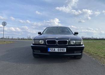 BMW e38 740i