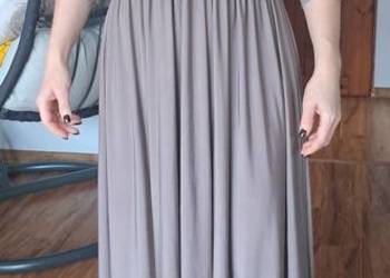 nowa beżowa sukienka firmy Chiara Forthi rozmiar S