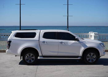 Zabudowa Isuzu D-Max Premium HARDTOP na pakę Szyby 2020+