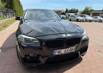 BMW Seria 5 F10/F11 4.4 550i xDrive F10 2010 — V8 408 KM — czarne skóry
