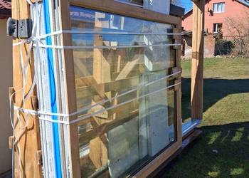 Okno Przesuwne  HST Salamander 82