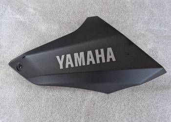 Bok owiewka wlot Yamaha MT09