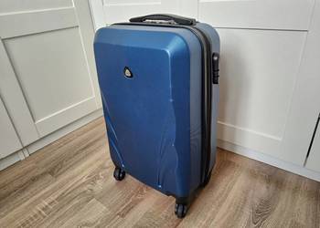 WALIZKA / Torba podróżna na kółkach Semi Line / Solidna i lekka