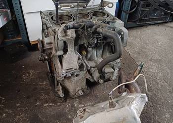 Silnik 0.9 tce renault uszkodzony - wszystkie części