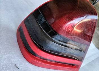 MERCEDES W202  W 202  LAMPA TYŁ TYLNA LEWA 2028203564 L