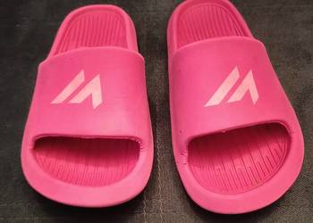 Martes klapki różowe 35