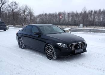 Mercedes E220D 195KM 4Matic Salon PL Niski przebieg 2 właściciel