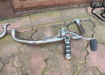 Set prawy z dźwignią i podnóżkiem Triumph Rocket 3