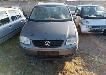 Volkswagen Touran 1,9 TDI 2005 r. dawca części