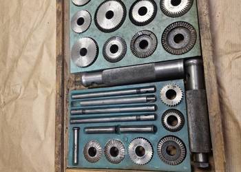 zestaw frezów do gniazd zaworowych chyba prl