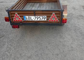 Przyczepka samochodowa