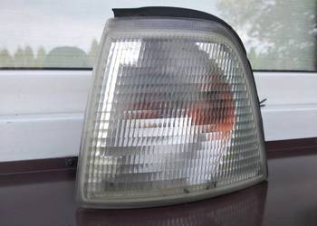 Audi 80 B3 B4 kierunkowskaz kierunek przedni lewy biały Bosch 1305230916
