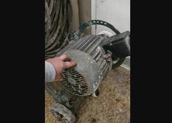 Wielki silnik na wózku Pilarka tarczowa krajzega