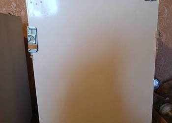 Sprzedam lodówkę pod zabudowę