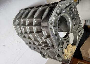 Fiat 125p, Polonez fabrycznie nowa obudowa środkowa skrzyni biegów