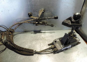 LEWAREK WYBIERAK BIEGÓW SEAT LEON 2 1.9 TDI 5B 1K0711049AS