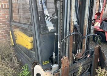 Sprzedam wózek elektryczny om3000 kg cały na części
