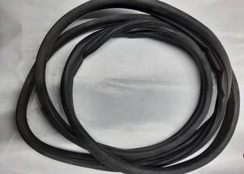 Fiat Croma II uszczelka drzwi lewa przednia kierowcy