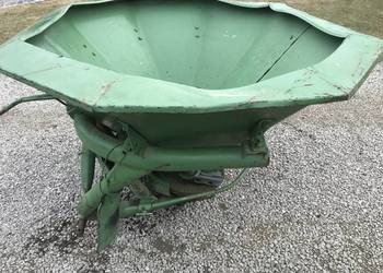 Rozsiewacz Amazone 601