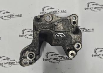 PEUGEOT 208 2008 C3 1.2 VTI HM01 13r łapa mocowanie alternatora 9812038180