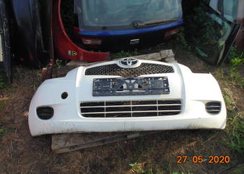 Zderzak przedni przód Toyota Yaris II 06-09 biały