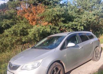 Opel Astra J 2011 1.4 turbo kombi