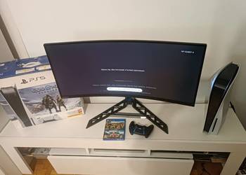 Konsola Playstation 5 z napędem, CFI 1216A, pad, gry FarCry 4 i 5, pudełko