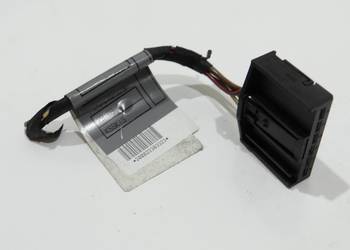KOSTKA LAMPY TYŁ W BŁOTNIK BMW E61 LCI 9183834 (4287438)