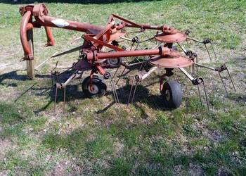 Przetrząsarka KUHN, Model GF-452 M