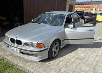BMW 523 E39