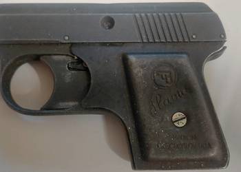 Pistolet hukowy Slawia