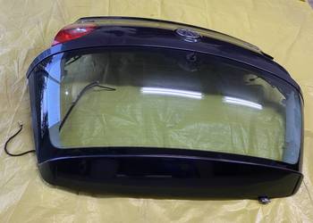 Klapa bagażnika golf 5