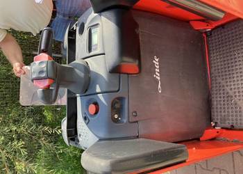 Syndyk sprzeda wózek paletowy marki Linde model T-20