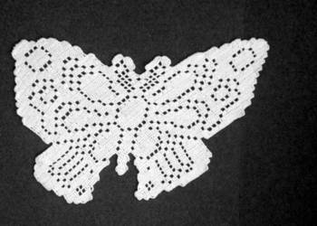 MOTYL - Szydełkowany dywanik lub...