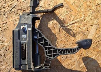 Pedał sprzęgła 1J1721321C Golf IV A3 8L Toledo II Leon I Bora Octavia I