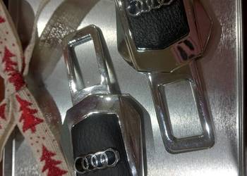 zapinka wpinka adapter audi na prezent 2szt