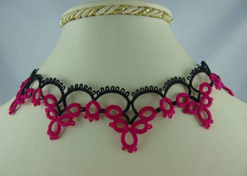 Obróżka -choker na szyję frywolitkowy