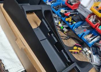 BMW e46 tunel środkowy Oryginalny pod podłokietnik