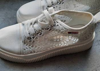 Buty sneakersy